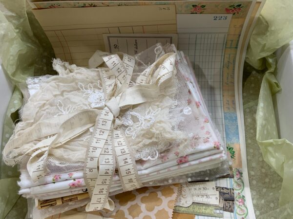 Anne’s Favorite box#2 - 2024 edition - Image 3