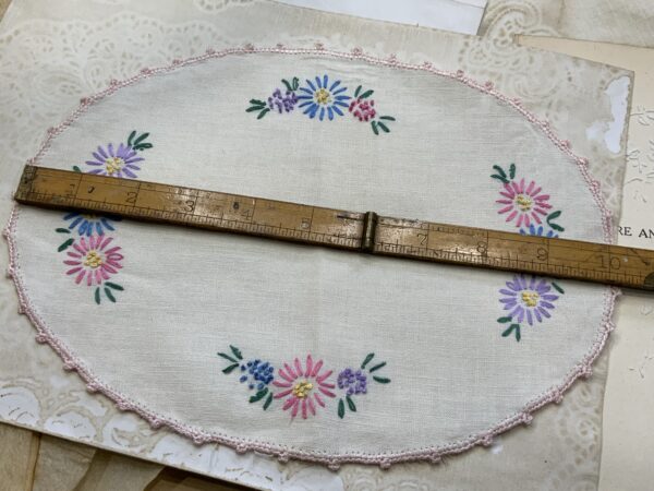 Oval vintage doily - #25 - Image 5